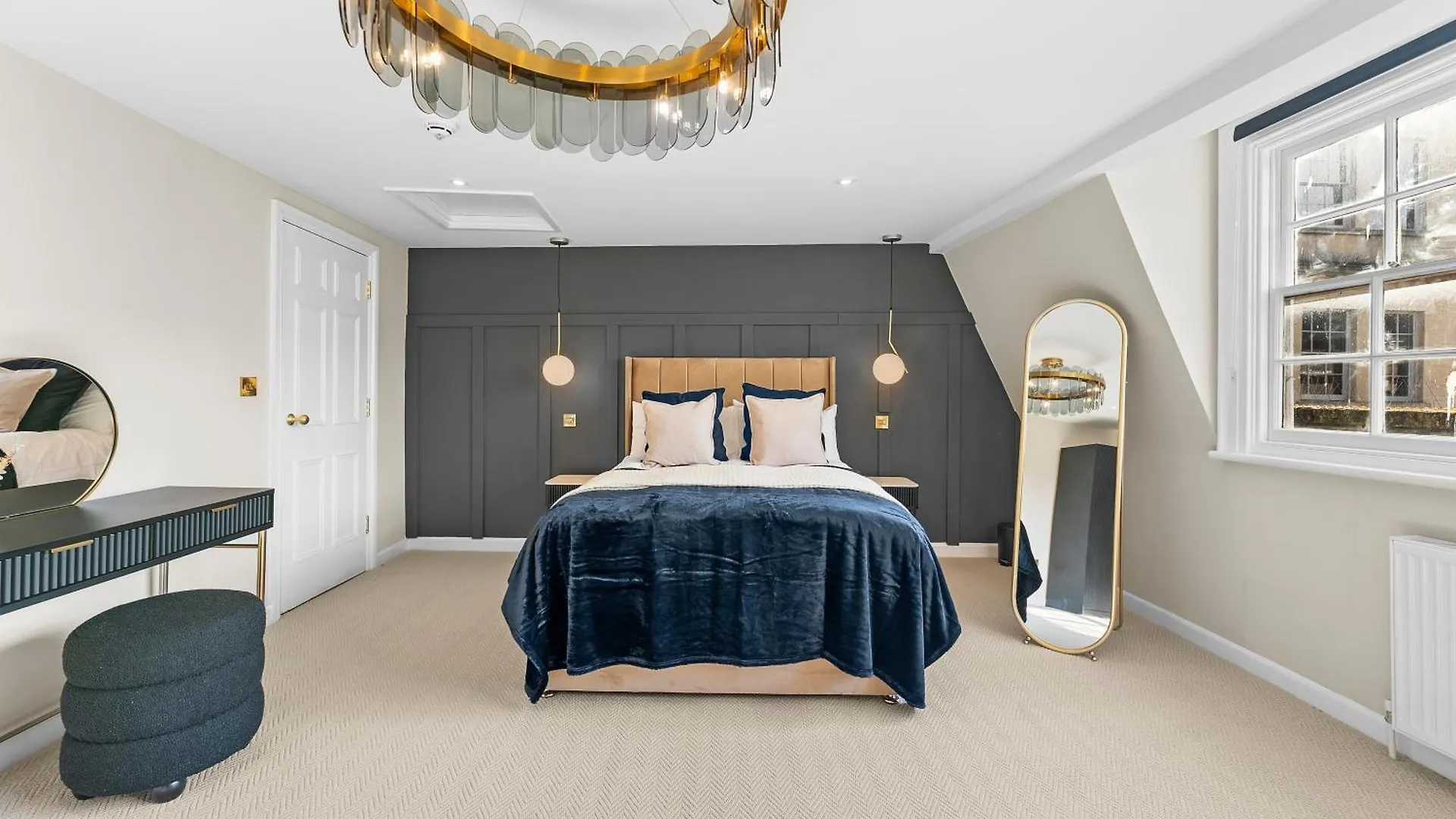 Apartment Luxurious Abode In Central Bath